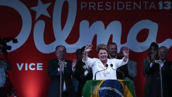 rousseff exhorto a los brasilenos a hacer avanzar al pais rousseff exhorto a los brasilenos a hacer avanzar al pais