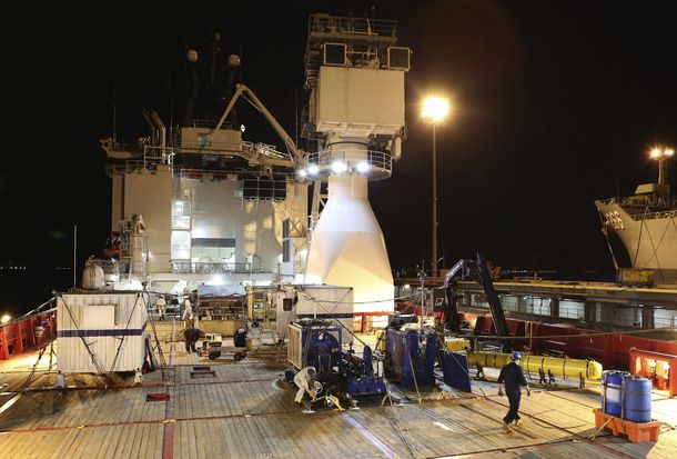 Captan dos nuevas señales que serían de las cajas negras del avión de Malaysia