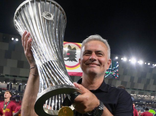 La Roma de Dybala y Paredes despidió a José Mourinho: ya tienen a su reemplazo