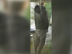 desagradable: matias martin hizo pis en una playa de punta del este desagradable: matias martin hizo pis en una playa de punta del este