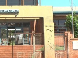 atacan a alumna en el bano de un colegio atacan a alumna en el bano de un colegio