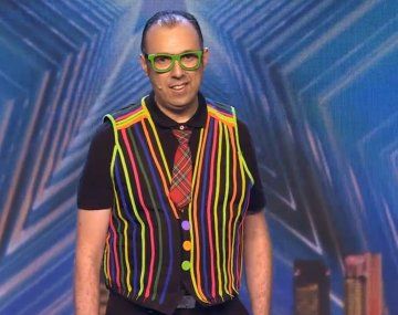 Se desplomó mago en pleno show y creyeron que era uno de sus trucos: estaba muerto