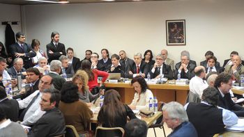 el fpv busca emitir dictamen para el presupuesto 2013 el fpv busca emitir dictamen para el presupuesto 2013