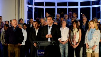 massa: vamos a apoyar, senalar y proponer para el destino de un pais mejor massa: vamos a apoyar, senalar y proponer para el destino de un pais mejor