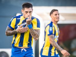 rosario central vencio 2-1 a gimnasia y lo dejo con las manos vacias en el bosque rosario central vencio 2-1 a gimnasia y lo dejo con las manos vacias en el bosque