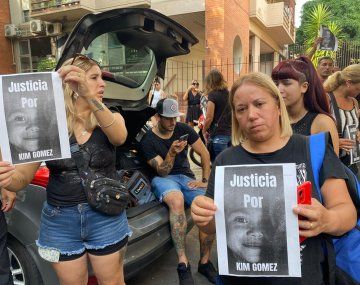 Masiva marcha en La Plata por el crimen de Kim Gómez