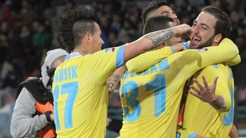 higuain y otro gol ante la roma para meter al napoli en la final higuain y otro gol ante la roma para meter al napoli en la final