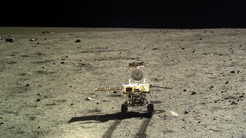 las primeras fotos del rover chino en la luna