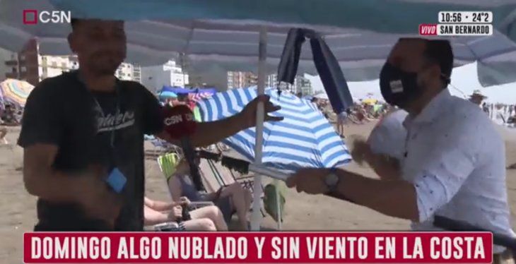Guerra en San Bernardo: el desafío del vendedor de las sombrillas baratitas al churrero enamorado