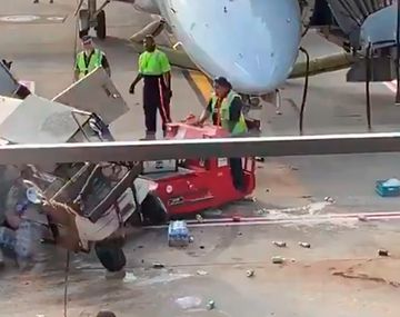 Un carrito fuera de control causa estragos en un aeropuerto de Chicago