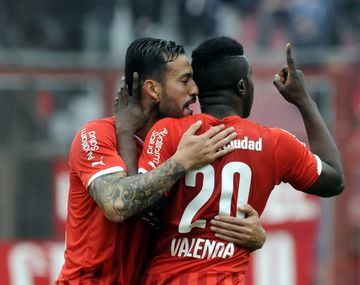 Pellegrino festejó en su debut: el Rojo venció a Olimpo