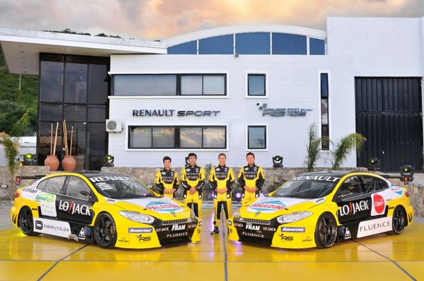 Renault_lojack_team