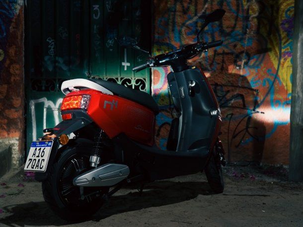 Gran Hermano: cuánto cuesta la moto que se llevará el líder semanal