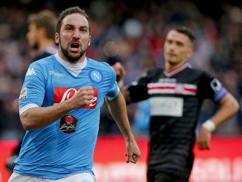 Hace historia en Napoli: Higuaín alcanzó un récord de Maradona