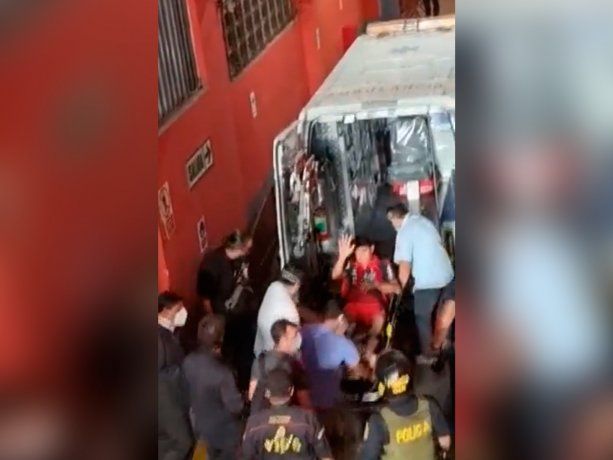 Así trasladaron a Robert Rojas al hospital