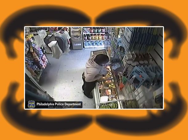 Policía busca a un hombre que robó una tienda con una banana como arma