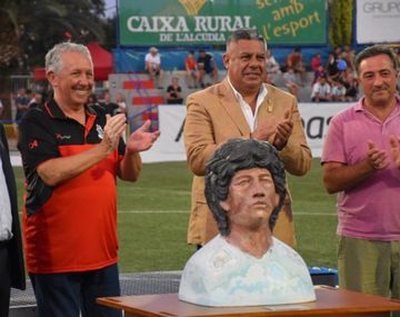 Homenajearon a Diego Maradona en LAlcudia