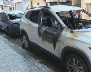 Balvanera: nueve vehículos afectados en un nuevo ataque de quemacoches