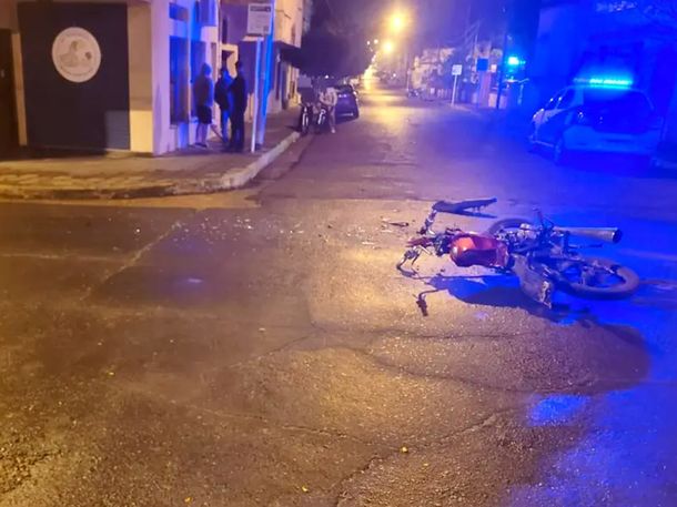 Una joven continúa internada Una joven continúa internada