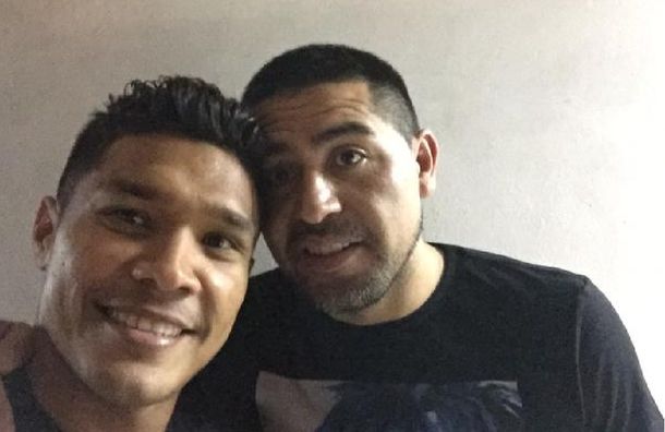 Los domingos de Teo: se sacó una foto con Riquelme