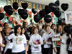 suelta de globos a ocho meses de la tragedia de once suelta de globos a ocho meses de la tragedia de once