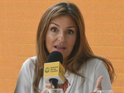 La ministra Acuña insiste: Eligen adoctrinar antes que enseñar a pensar