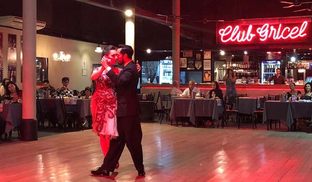 Ciudad: milongas y salones de tango pedirán su reapertura con protocolos