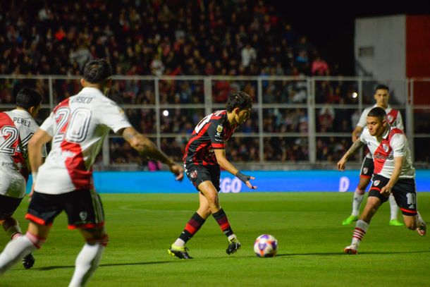 River le ganó 1-0 a Patronato y se mete en la pelea