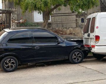 El barrabrava recibió un disparo mortal y chocó