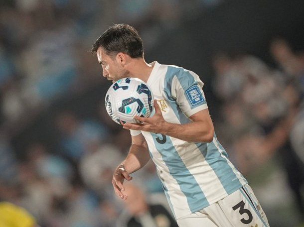 Baja en la Selección Argentina: Nicolás Tagliafico está lesionado y deberá ser reemplazado