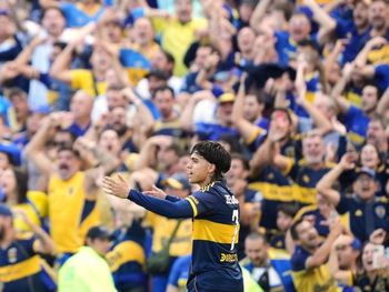 Zeballos reveló la charla con Russo que cambió su historia en Boca: Me hizo levantar cabeza