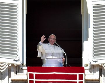Francisco instó a llevar consuelo a una humanidad herida y temerosa