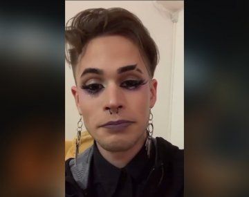 Bahía Blanca: un joven fue discriminado por su maquillaje