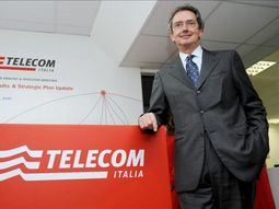 en plena venta, renuncio el presidente de telecom italia en plena venta, renuncio el presidente de telecom italia