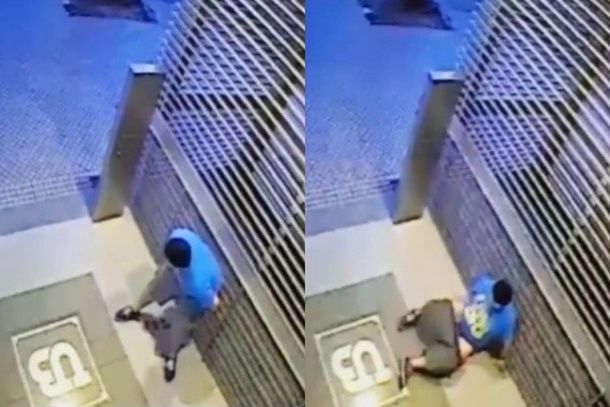 ¡Huele mal! Defecó en la puerta de un edificio, se resbaló y cayó sobre su propia materia fecal