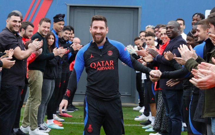 Messi volvió a entrenar con PSG: así recibieron al campeón del mundo