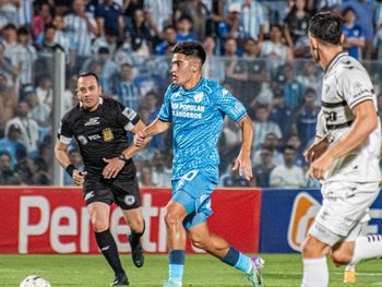 Atlético Tucumán busca pasar de ronda en la Copa Argentina ante Sportivo Barracas