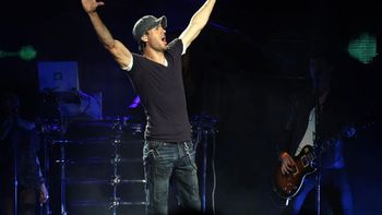 el picante tuit de jorge rial sobre una noticia en contra de enrique iglesias el picante tuit de jorge rial sobre una noticia en contra de enrique iglesias