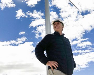 Macri interrumpió sus vacaciones para inaugurar nuevas obras en el Parque Eólico Rawson