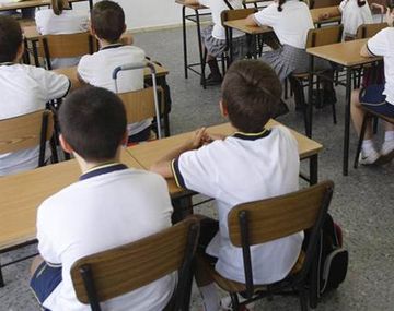 Tres alumnos se quedaron dormidos en el aula tras tomar tereré con drogas