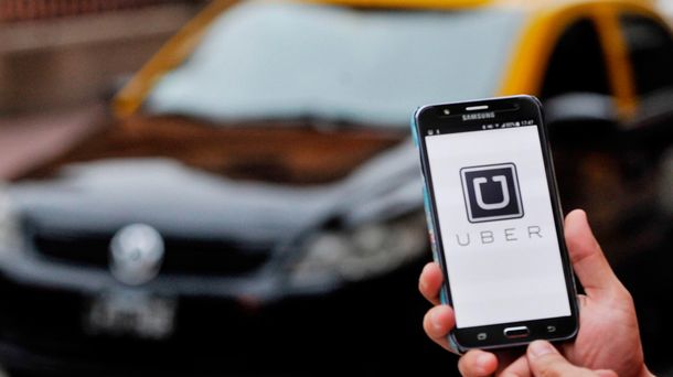 Otra buena para los taxistas: la Fiscalía de la Ciudad ordenó bloquear Uber