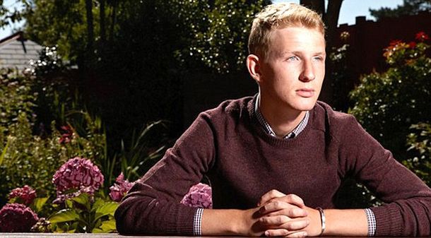 El extraño caso del chico que no puede olvidar