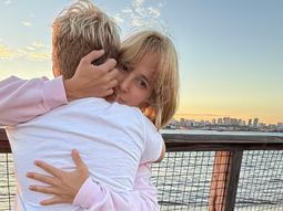 Luisana Lopilato contó a qué se dedica su hijo: Explorando el mundo