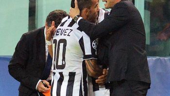 a tevez no le gusto que el tecnico lo cambiara: mira el video a tevez no le gusto que el tecnico lo cambiara: mira el video