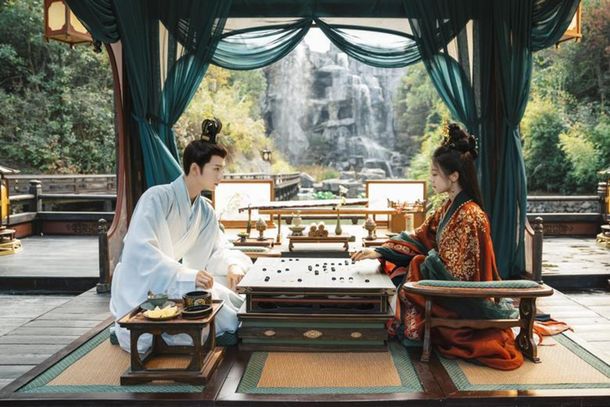 La serie de época que estrena un capítulo semanal y todos están viendo.