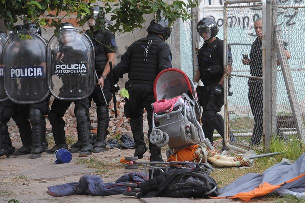 La Justicia pide una mesa técnica para el desalojo del predio de Villa Lugano