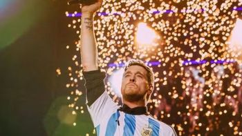 michael buble se metio en la polemica y banco a nuestro pais: no todos pueden ser argentinos