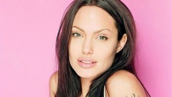 Angelina Jolie Angelina Jolie
