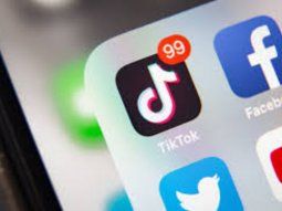 Las redes sociales colapsan una a una tras la caída mundial de WhatsApp, Instagram y Facebook