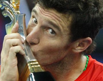 Mónaco venció a Benneteau y se coronó en Malasia